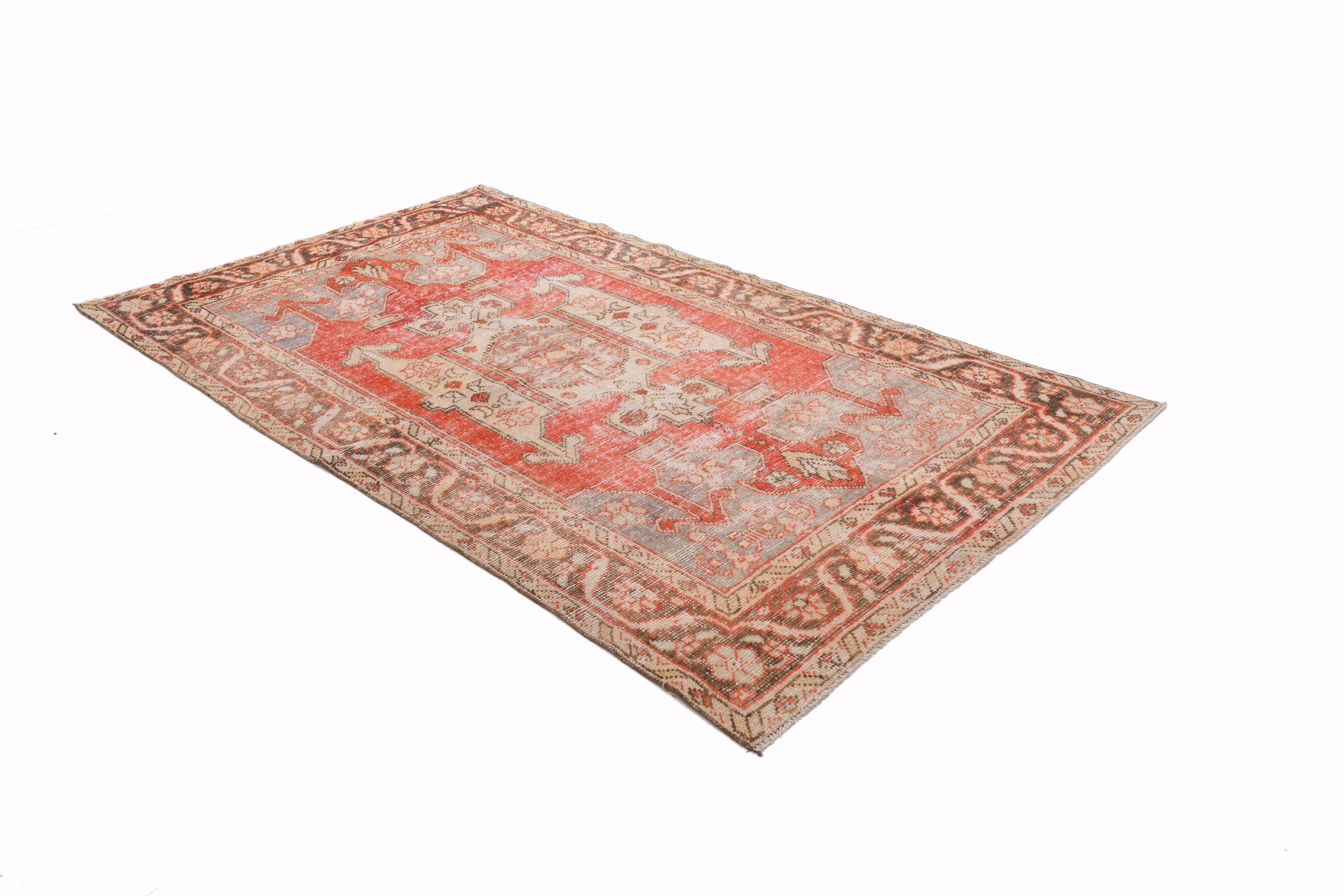 Tapis vintage à motifs orientaux rouge et crème