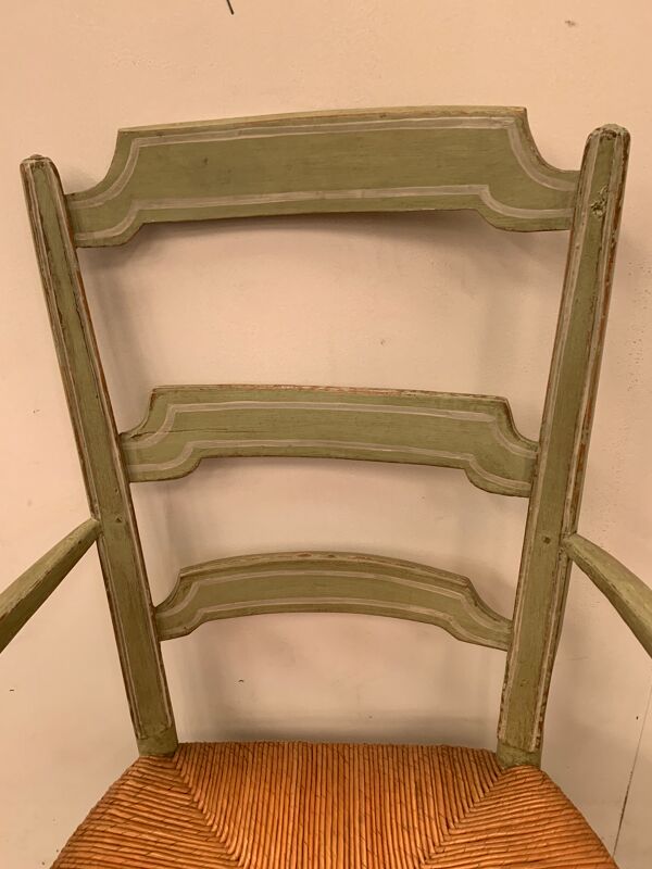 Fauteuil Provençal en hêtre patiné assisse en paille XX siècle