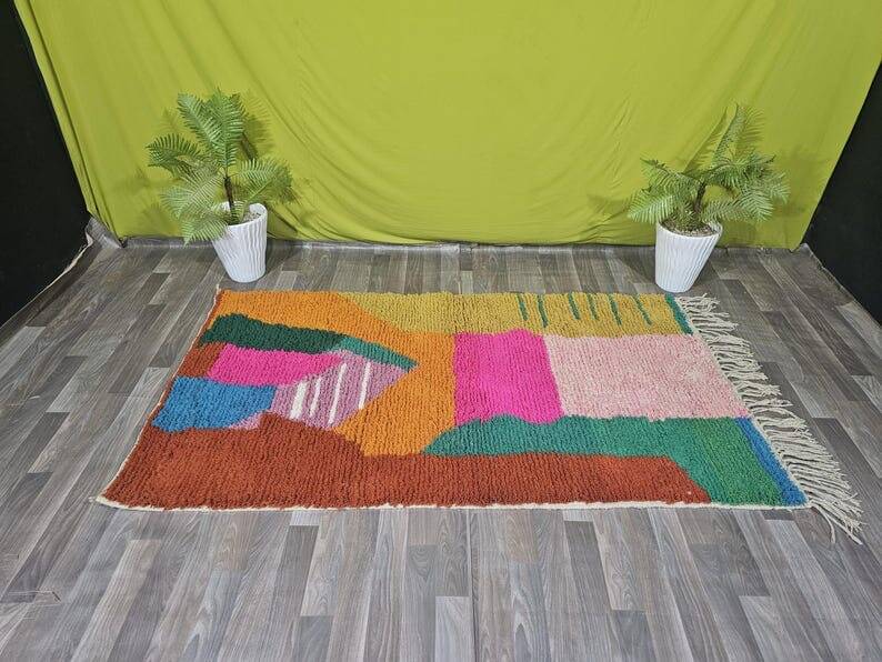 Handmade pure wool rug, size 100 x 200 cm.