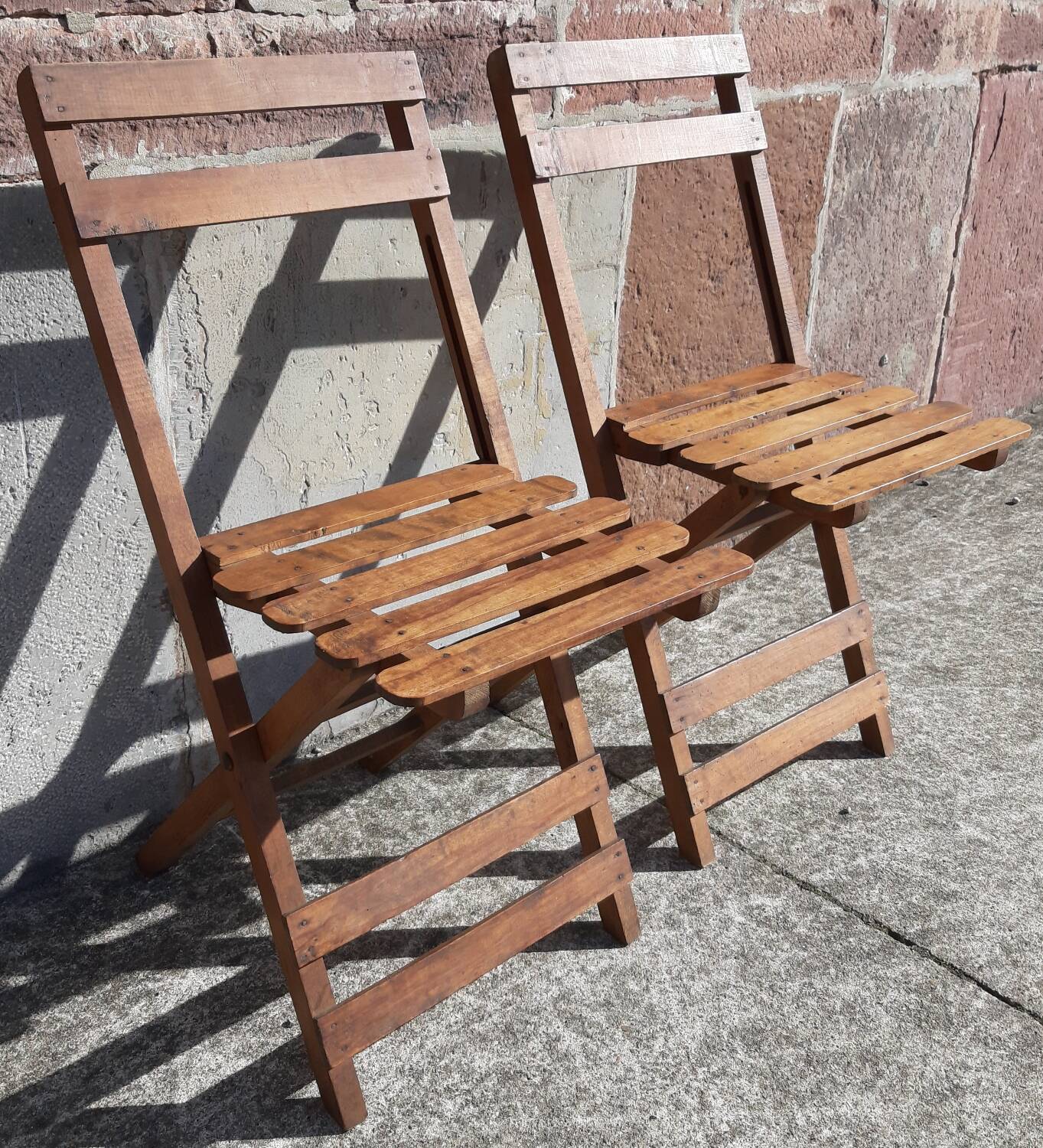 Chaises en bois pliables années 50