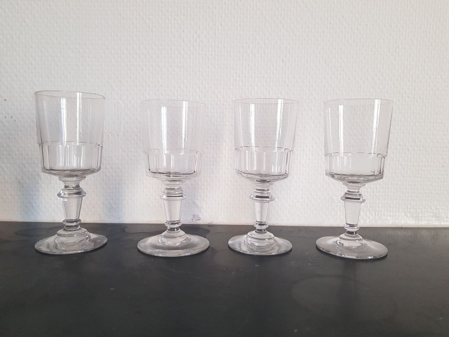 Mirabeau model wine glass