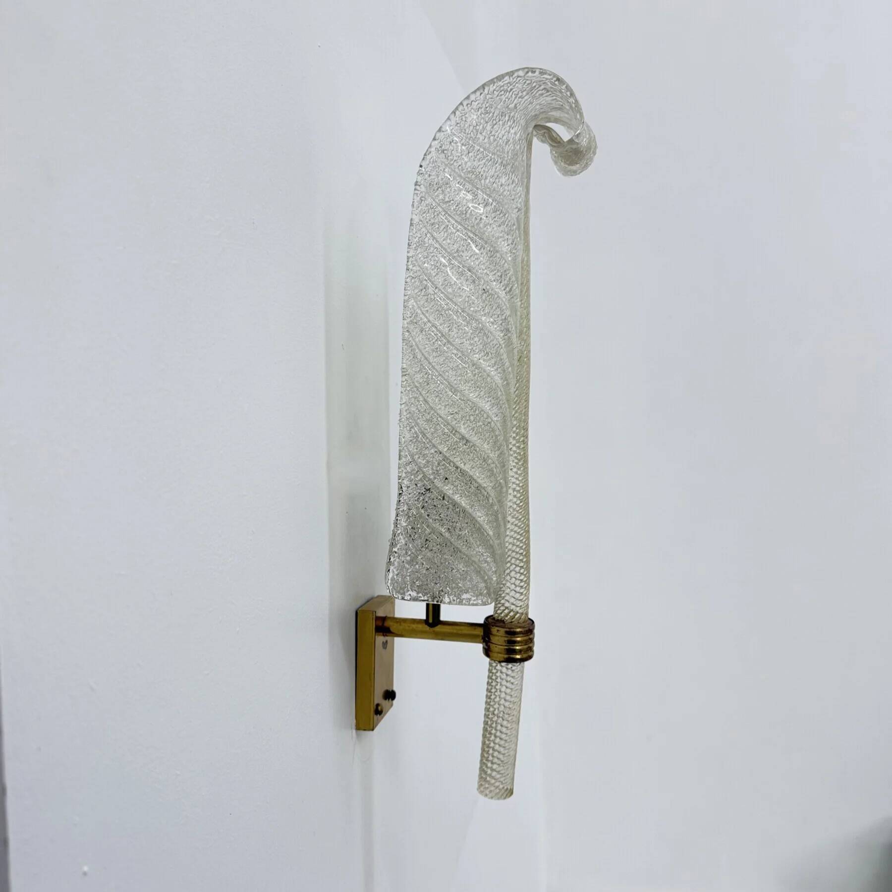 Large Barovier & Toso wall lamp Murano glass leaf, 1970s