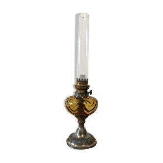 Oil lamp
