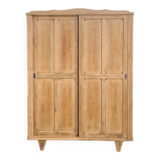 Armoire parisienne