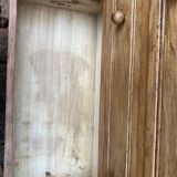 Antique chest of drawers