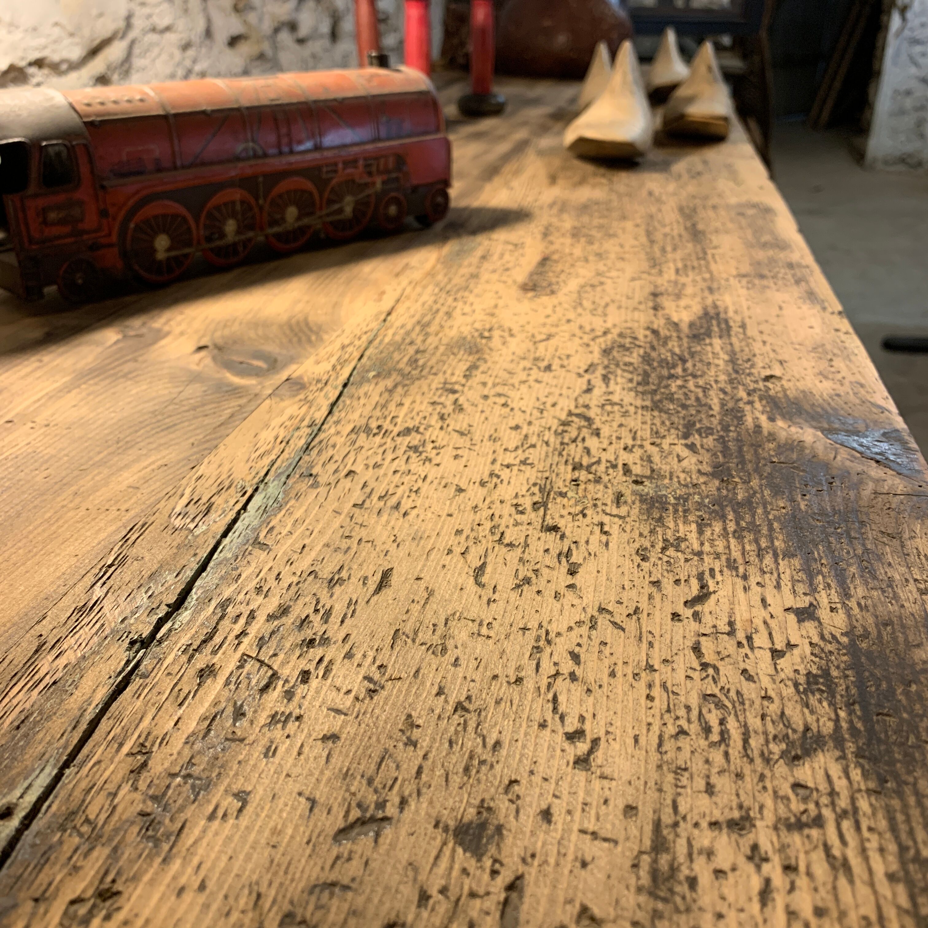 Workshop craft furniture