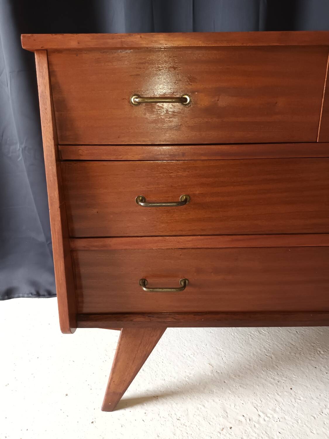 Vintage dressing table chest of drawers