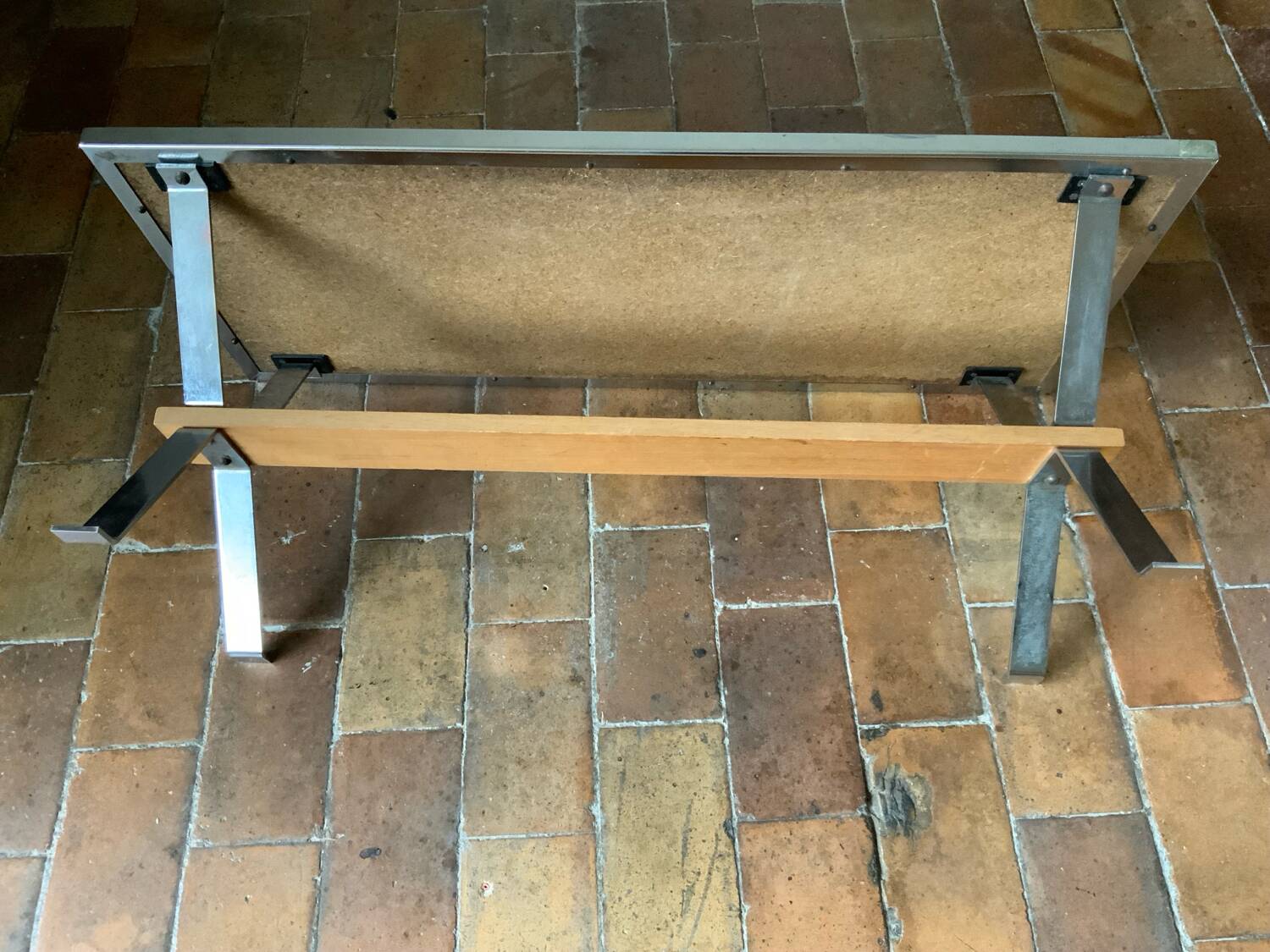 Coffee table 70'