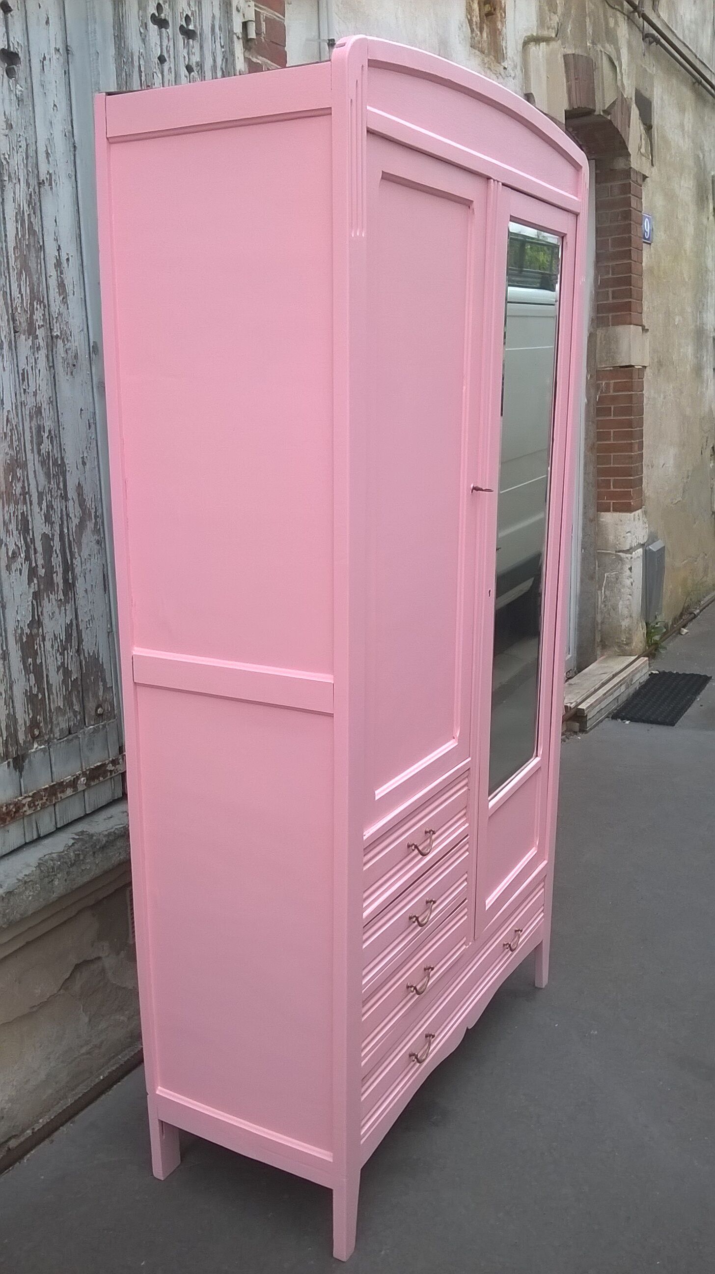 Parisian wardrobe year 30