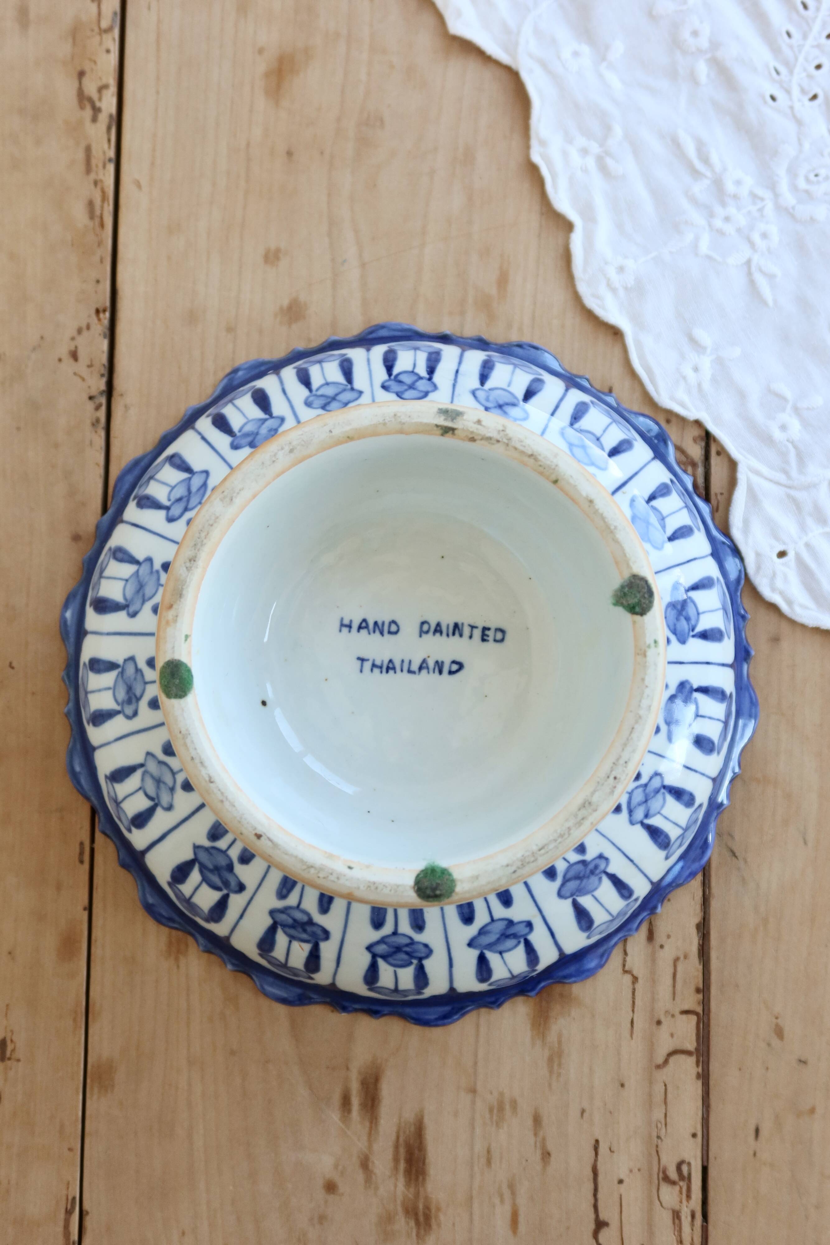 Vintage blue and white porcelain footed bowl in Delft style – Thailand pattern