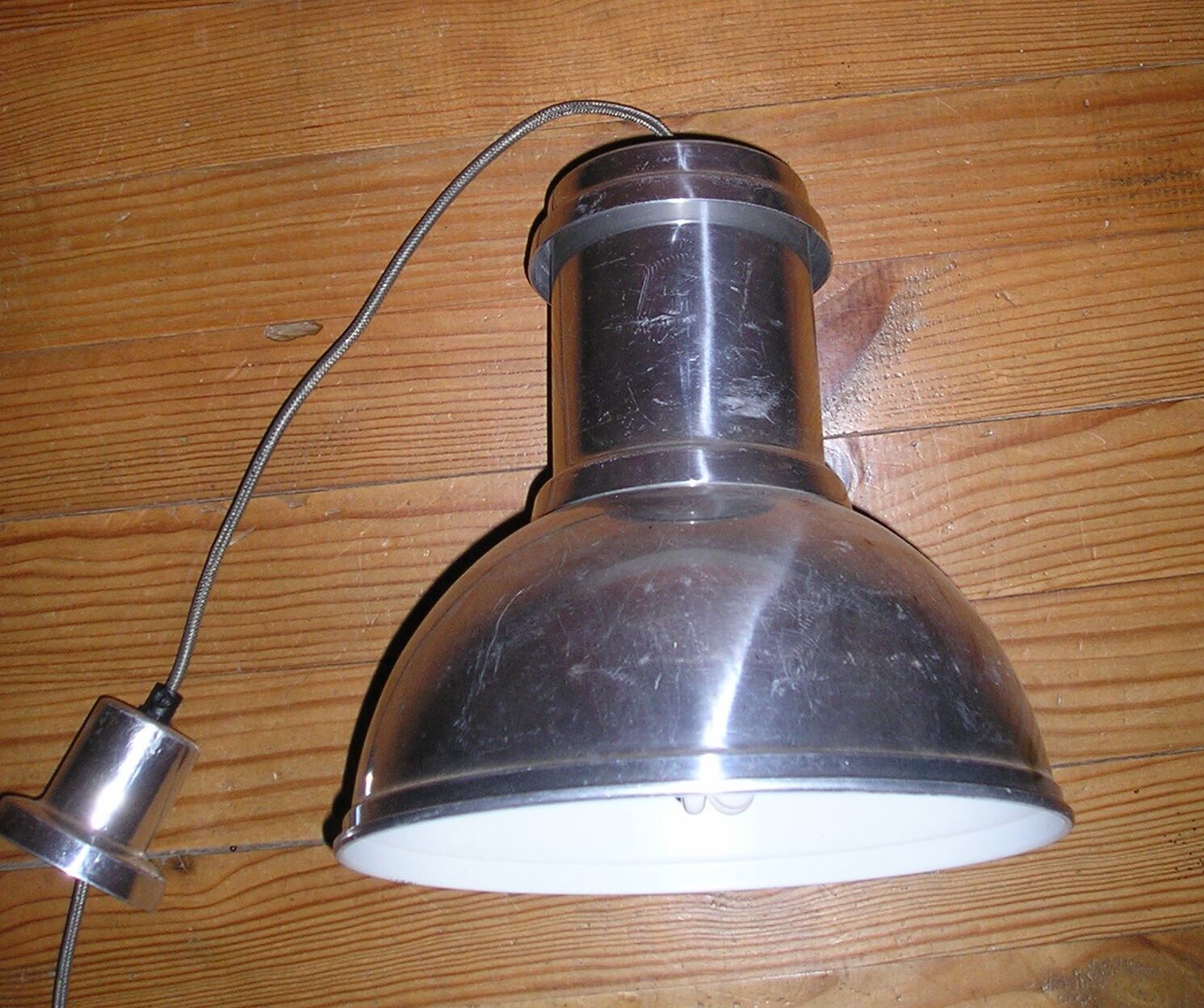 Aluminum hanging
