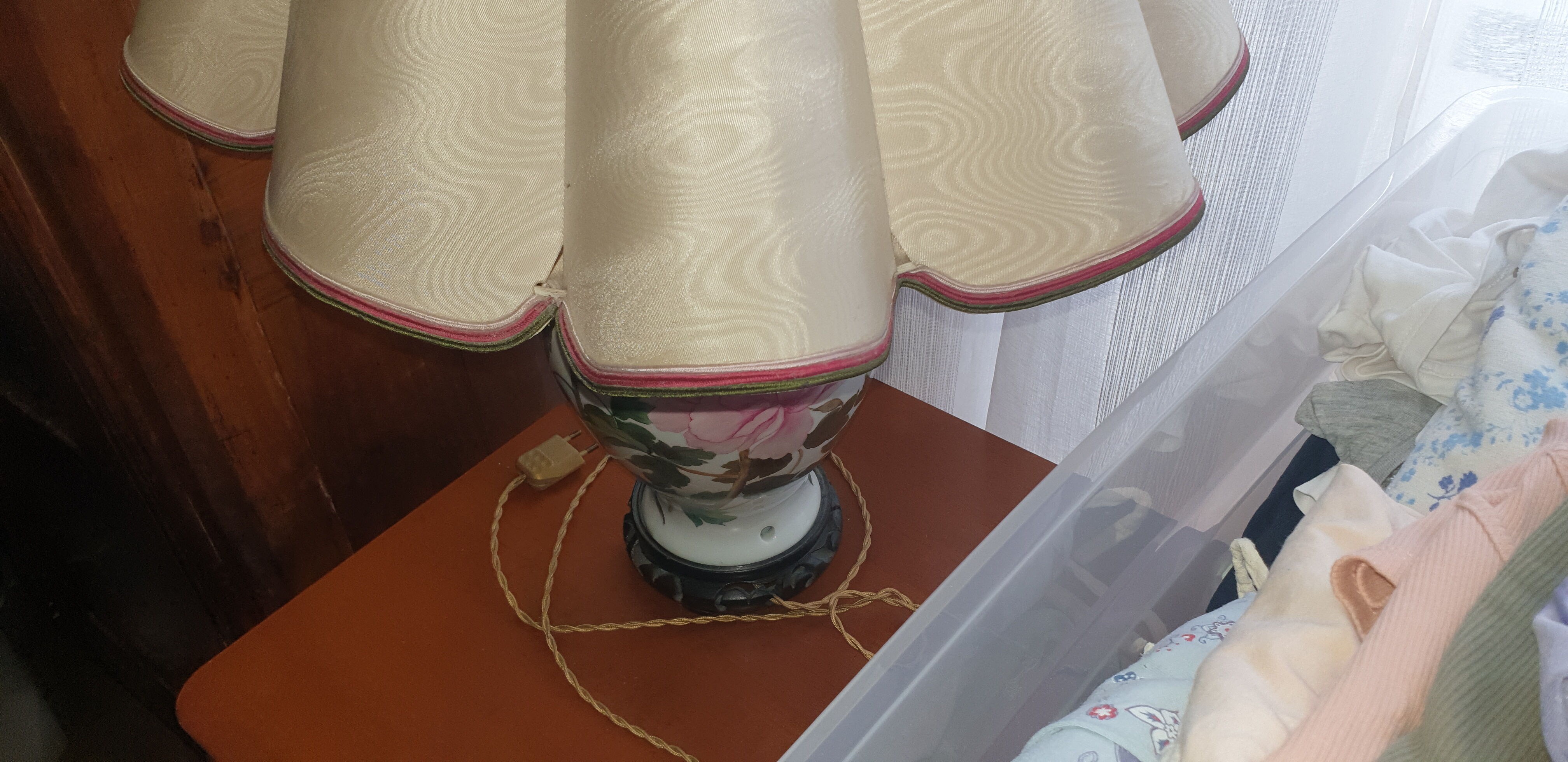 Porcelain living room lamp