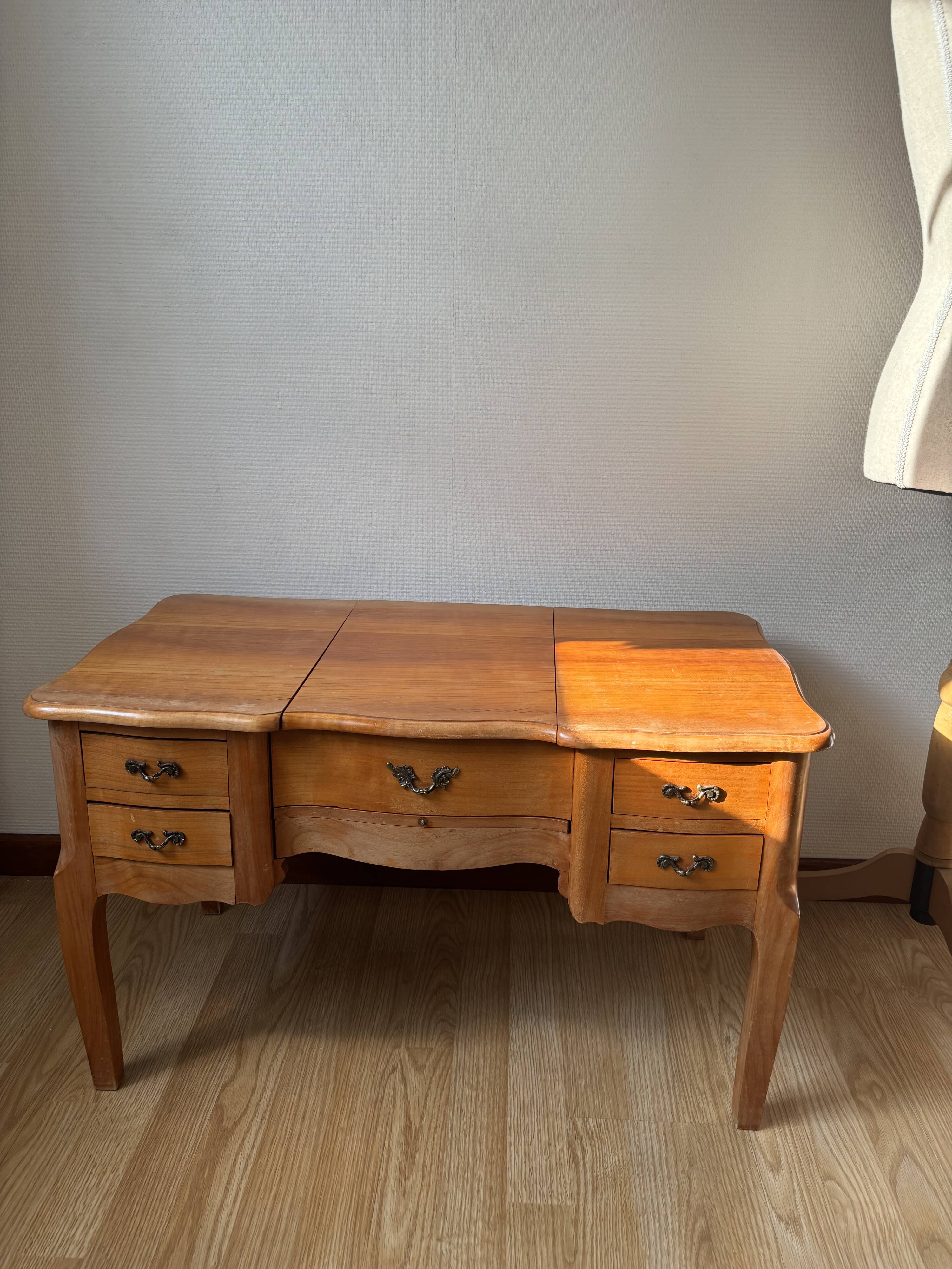 Coiffeuse basse en bois des années 60-70