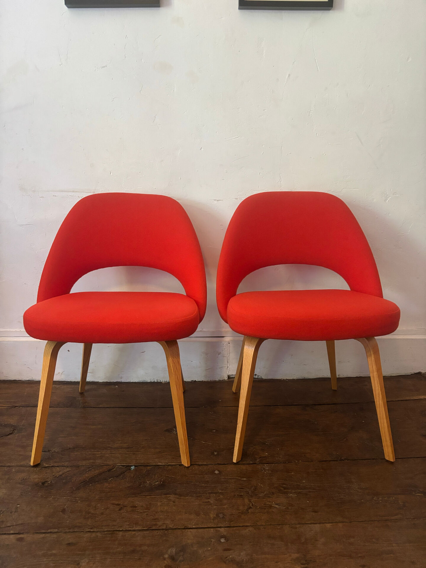 2 chaises Conférence par Eero Saarinen