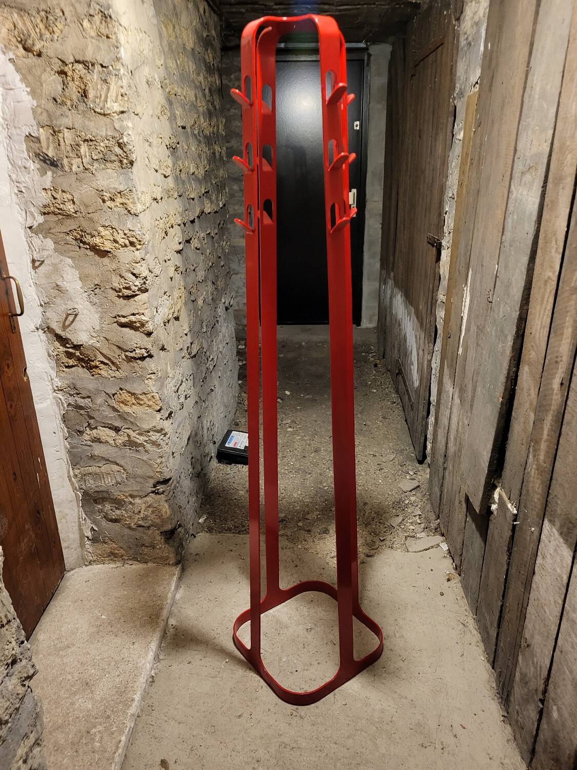Dodoci coat rack