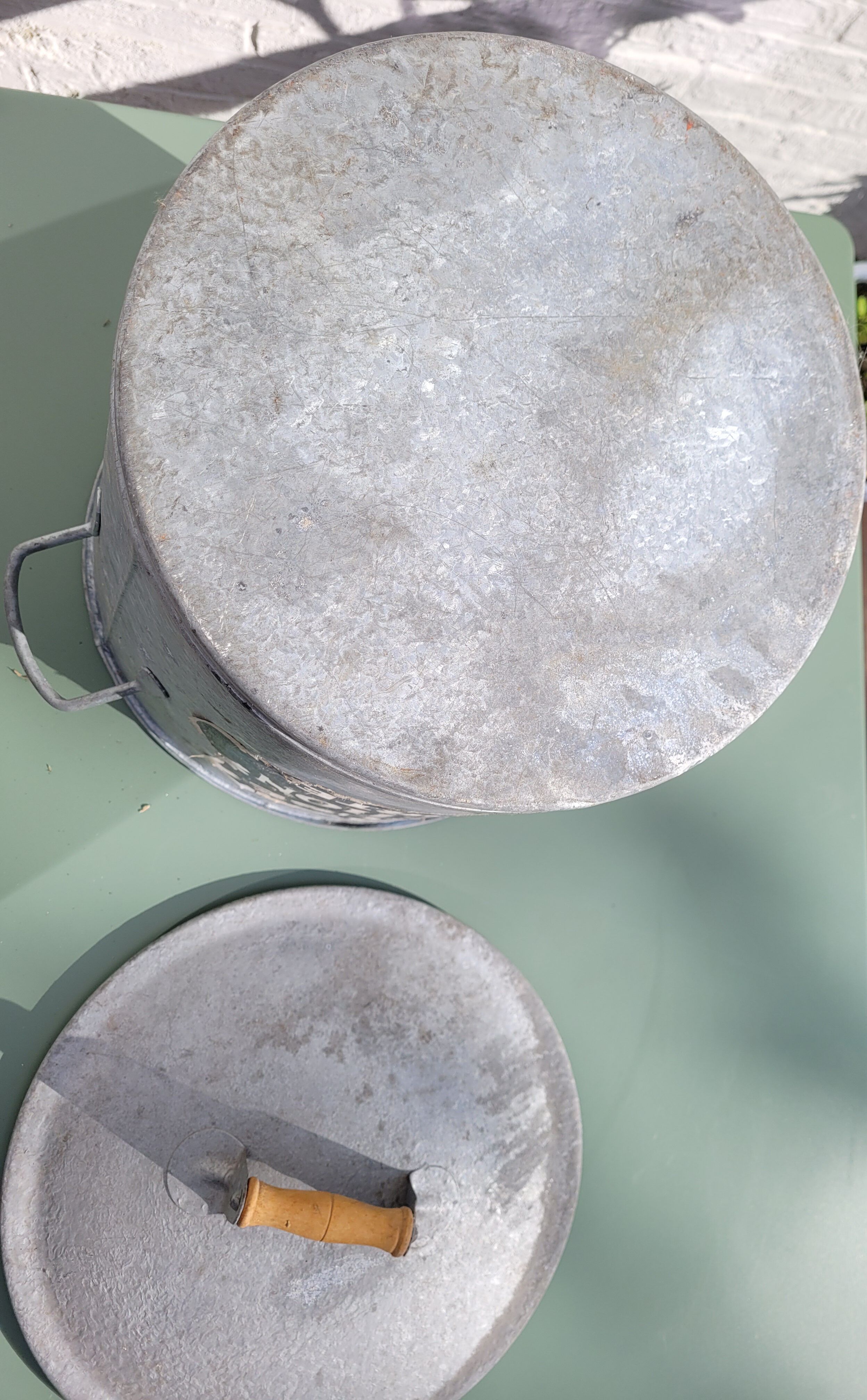 Zinc washing machine 1950