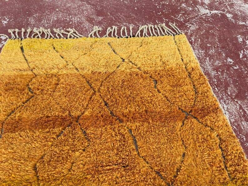 Moroccan Beni Ouarain rug 300 × 200 cm – saffron yellow and black