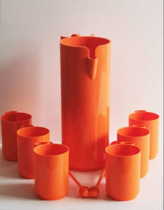 Service to orangeade 9 set designed by Jean-Pierre Vitrac in 1970.