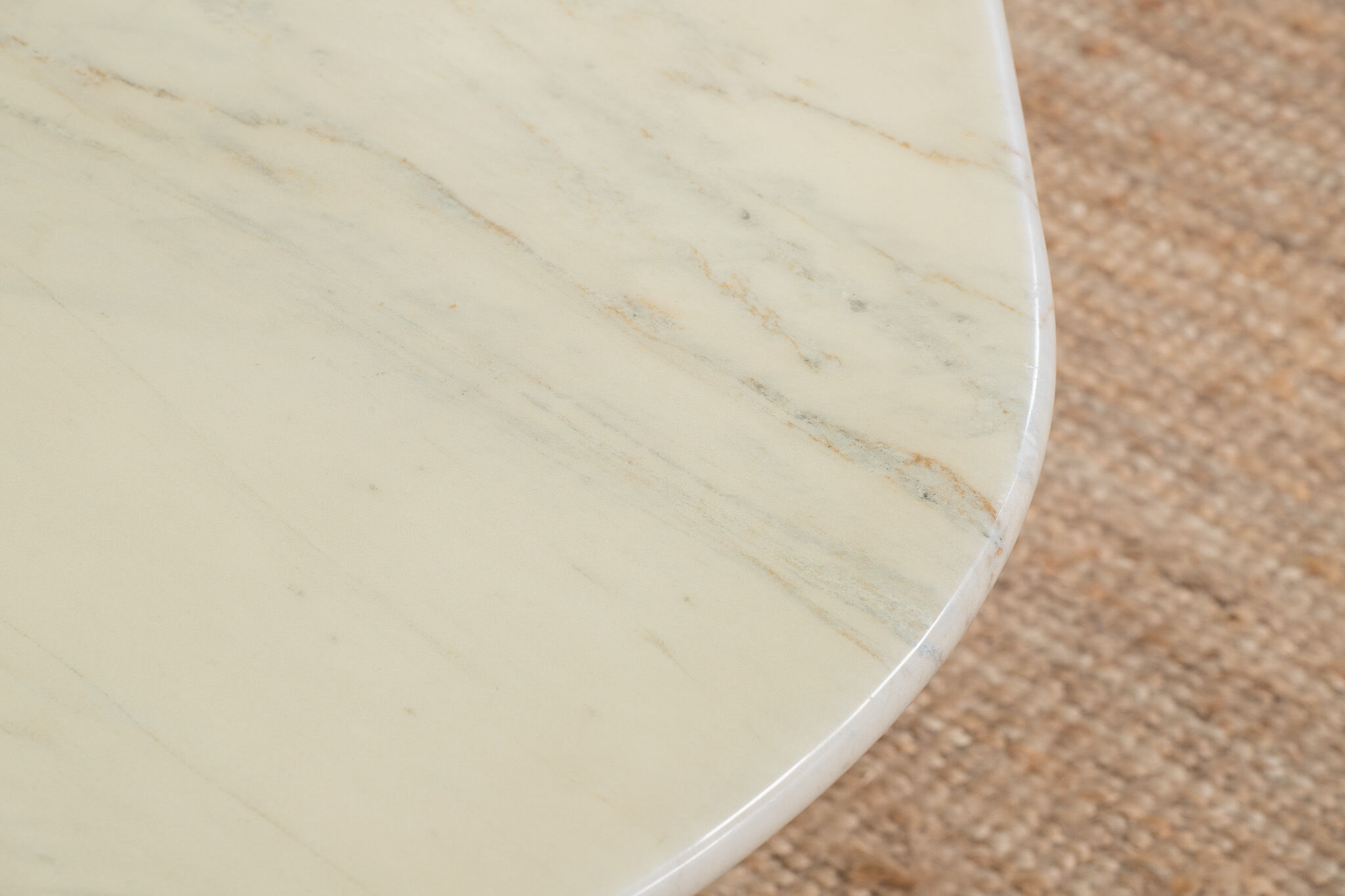 Table basse en marbre vintage – 126 cm