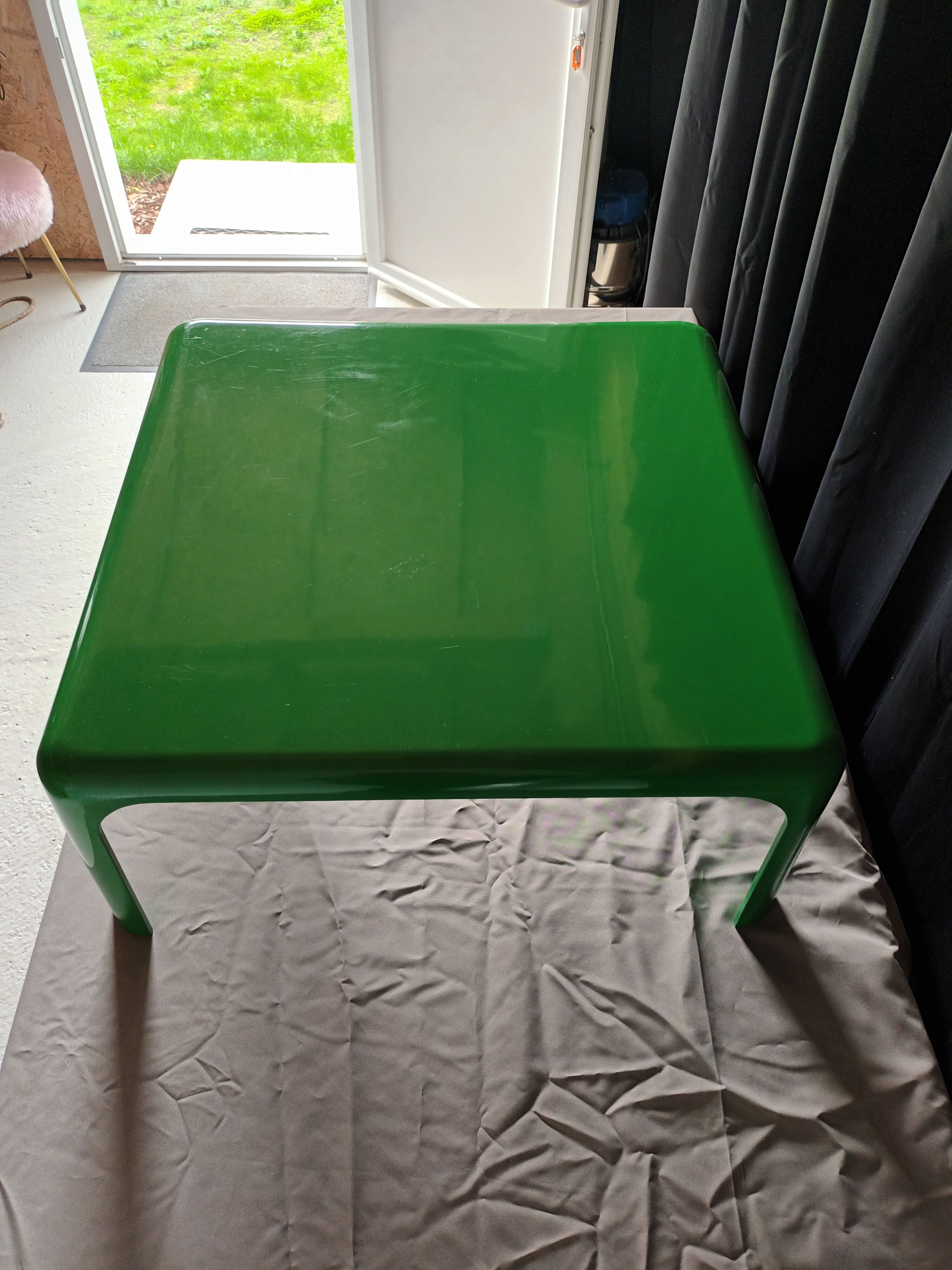 Vico Magistretti coffee table