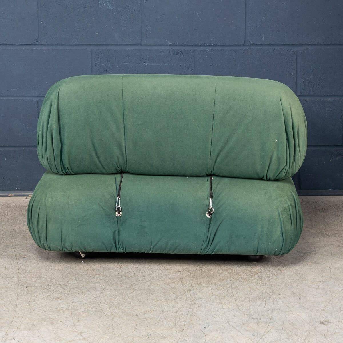 Retro "Camaleonda" armchair in green fabric, 20th-century style.