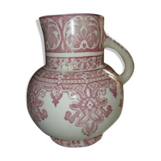 Broc or pitcher Longchamp Moorish décor pink