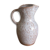 Sandstone pitcher