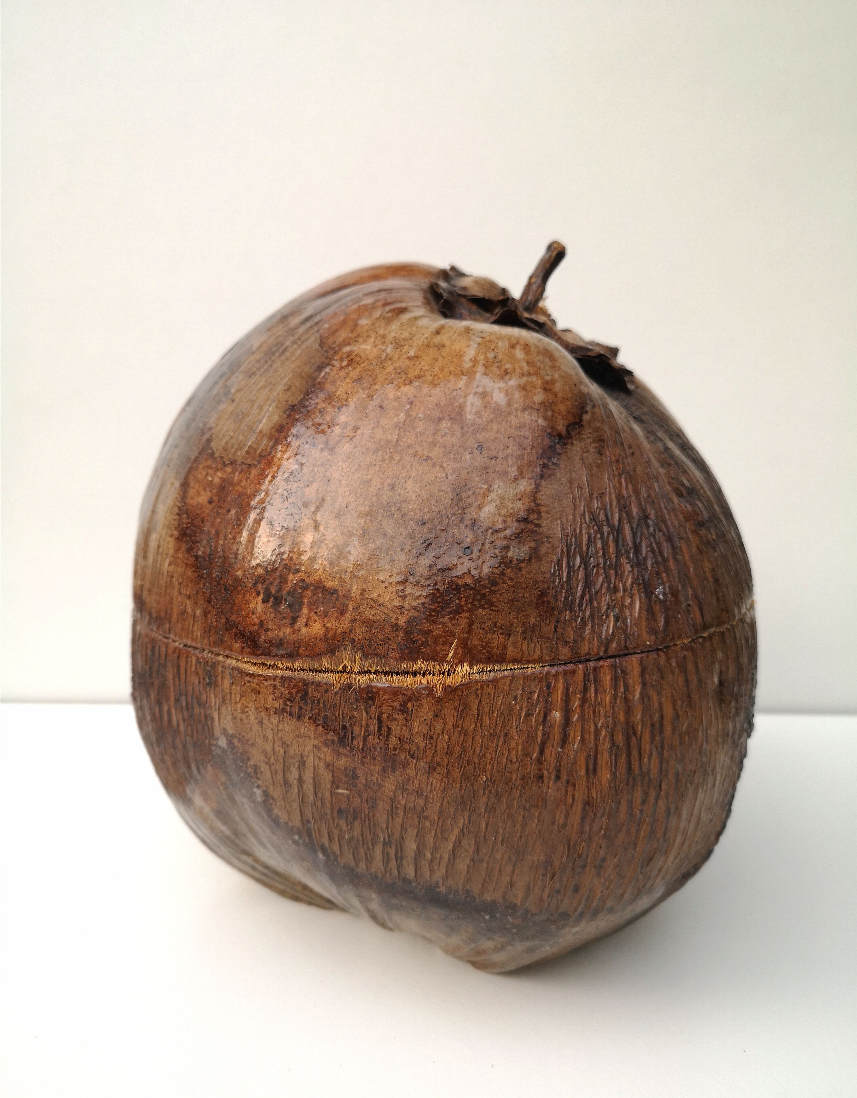 Empty vintage pocket - natural coconut