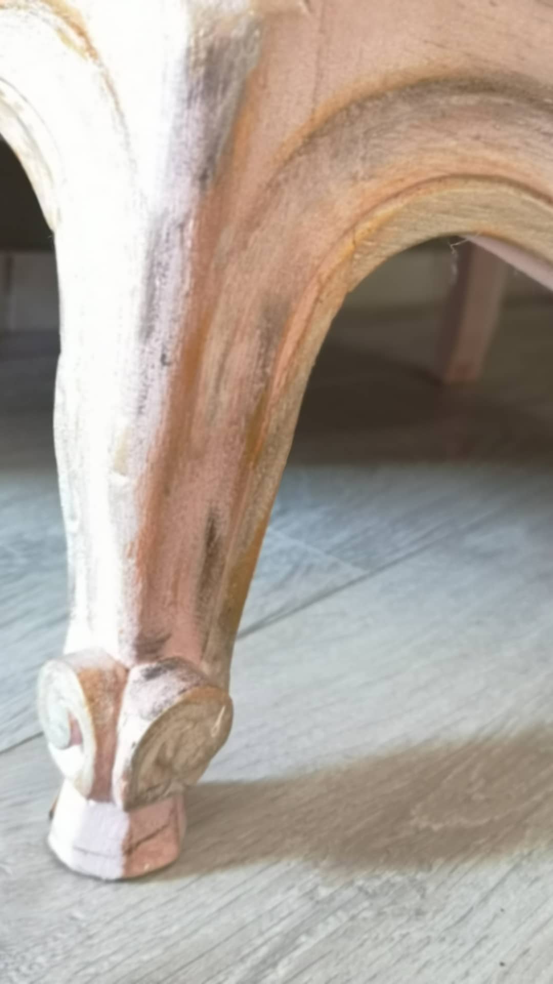 Convenient chiffonnier