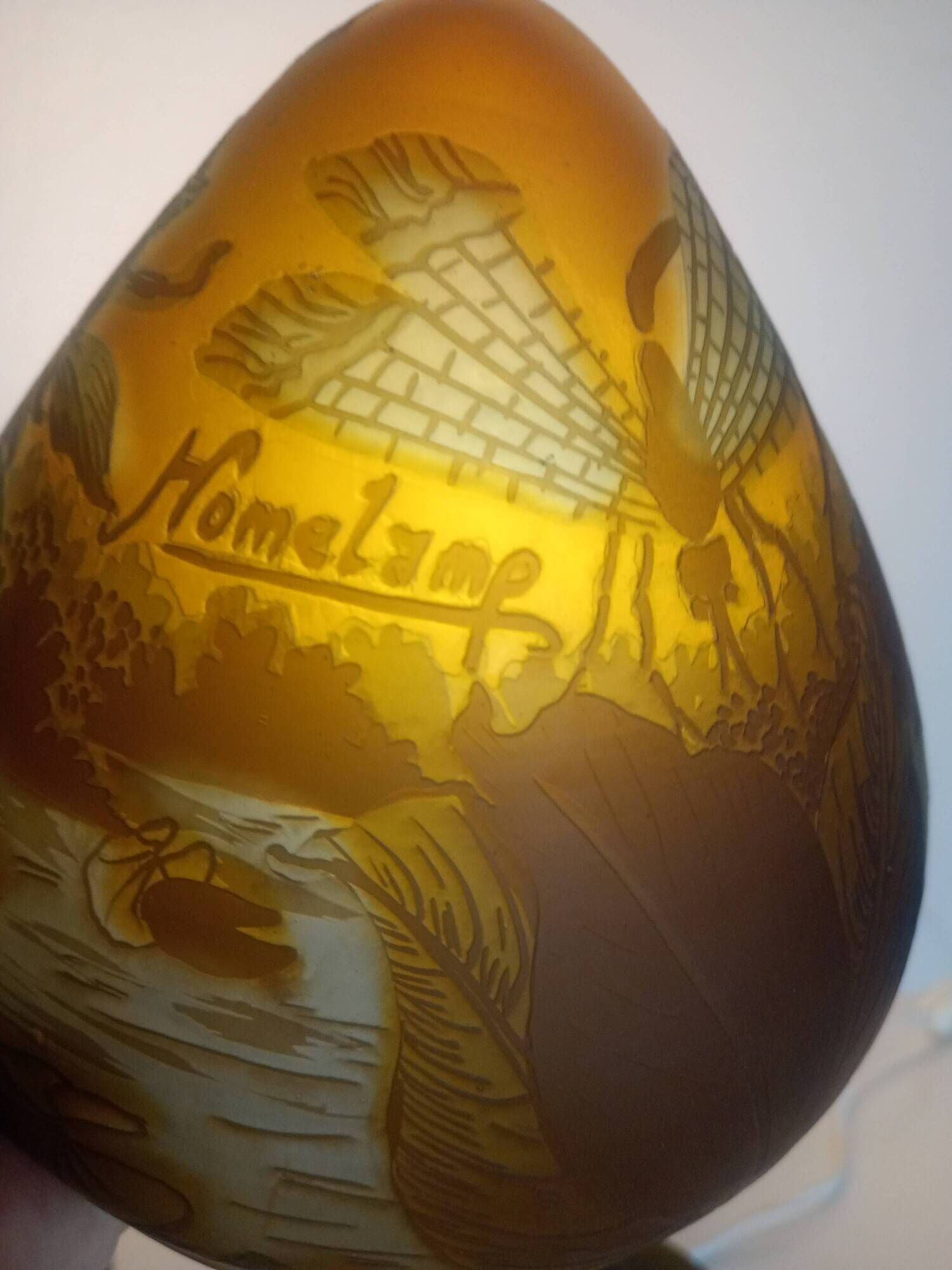 Homelamp "champignon" Polychrome glass, lake-themed decoration, dragonfly