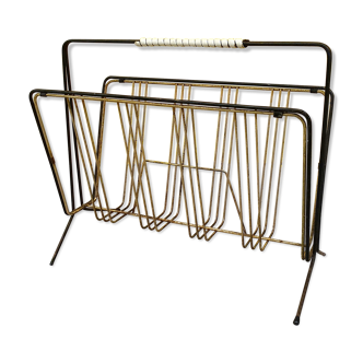Scoubidou magazines rack