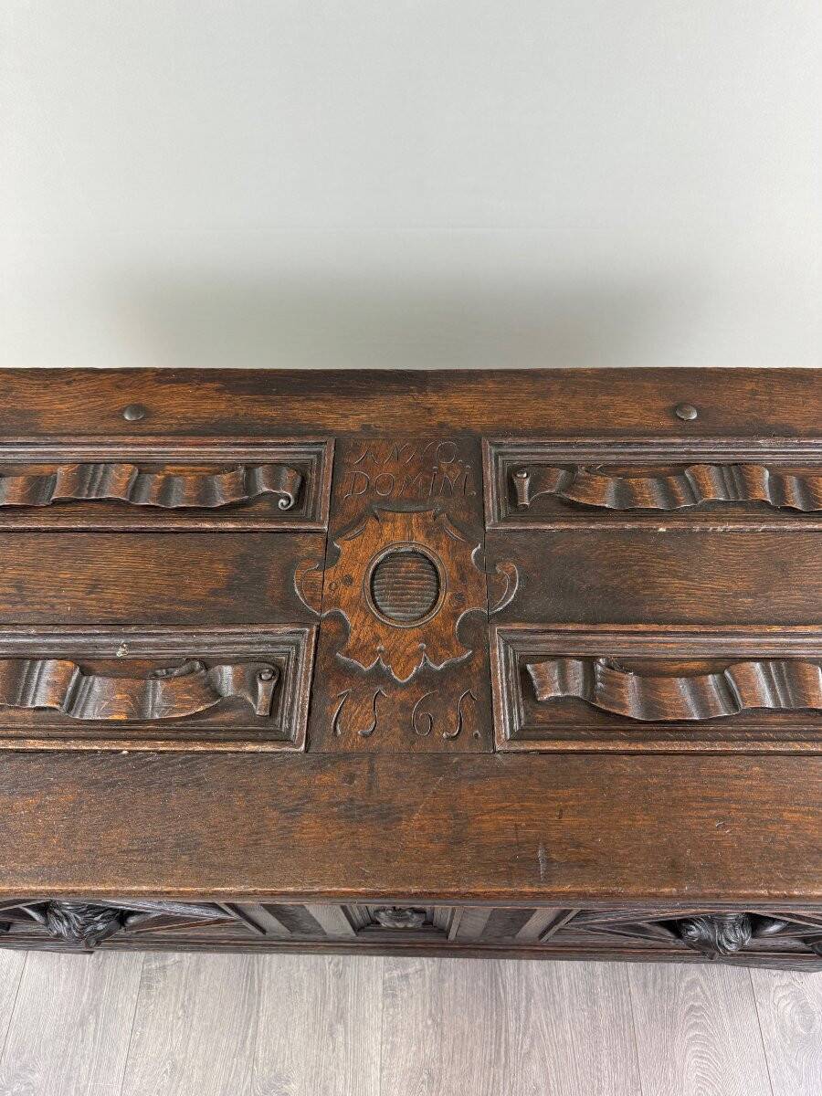Antique Neo-Renaissance chest, 19th century