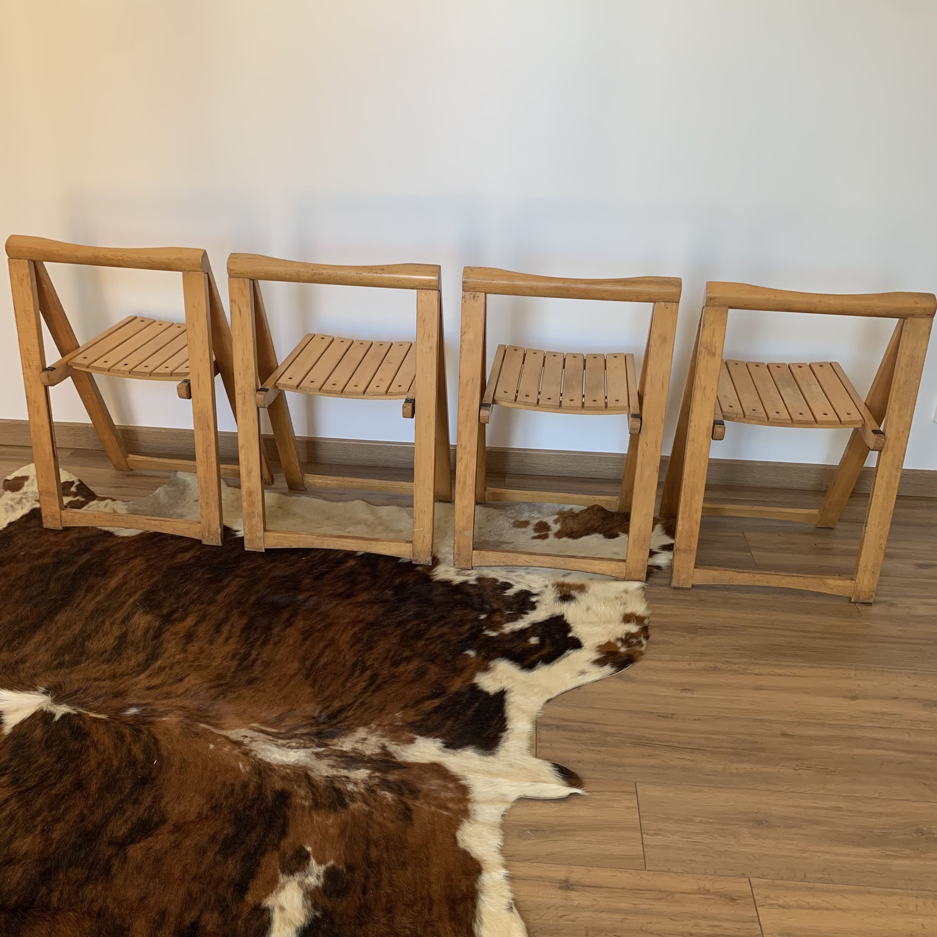 Suite de 4 chaises pliantes