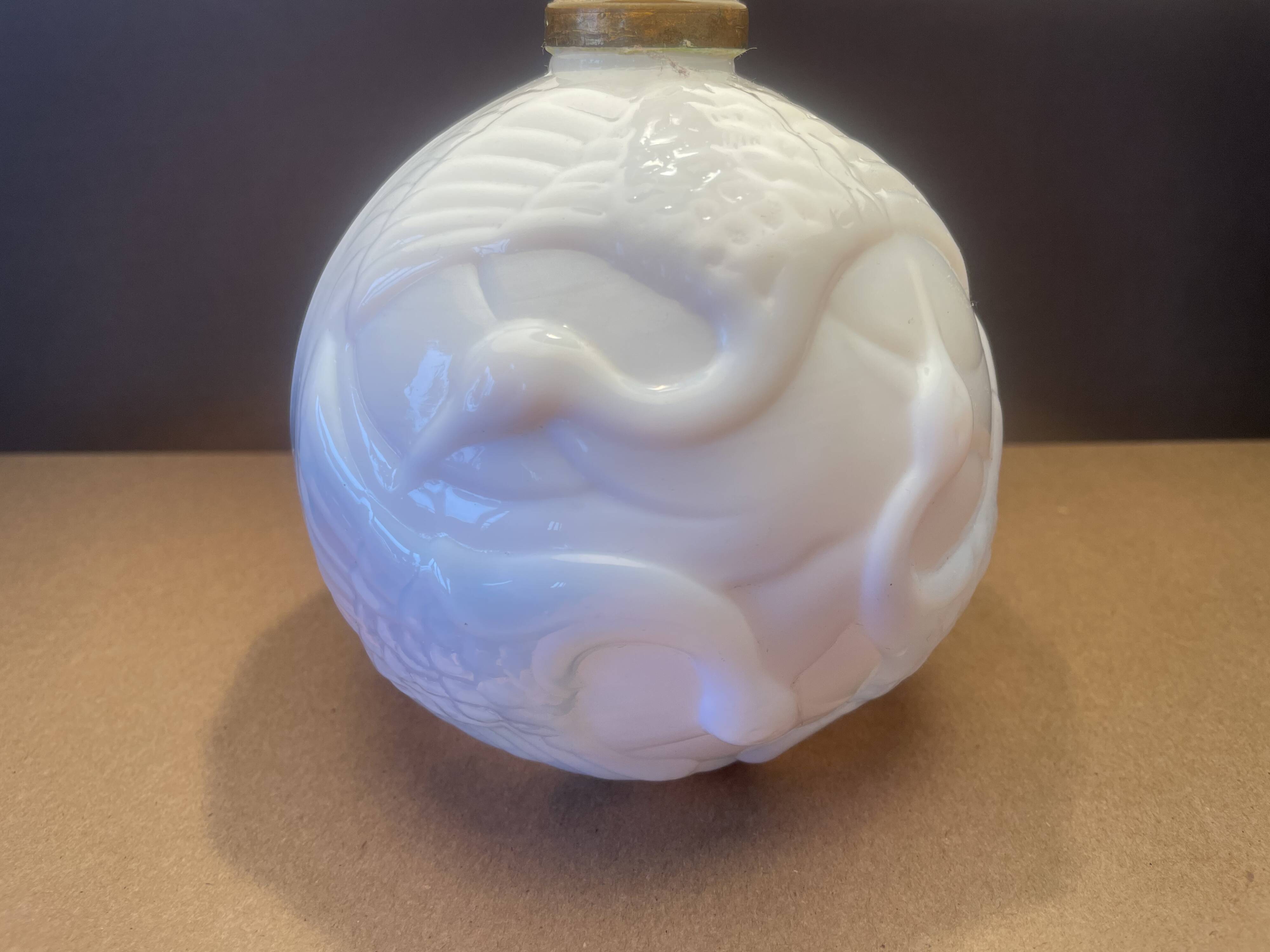 Lampe Art Déco en verre moulé / Saint Aignan