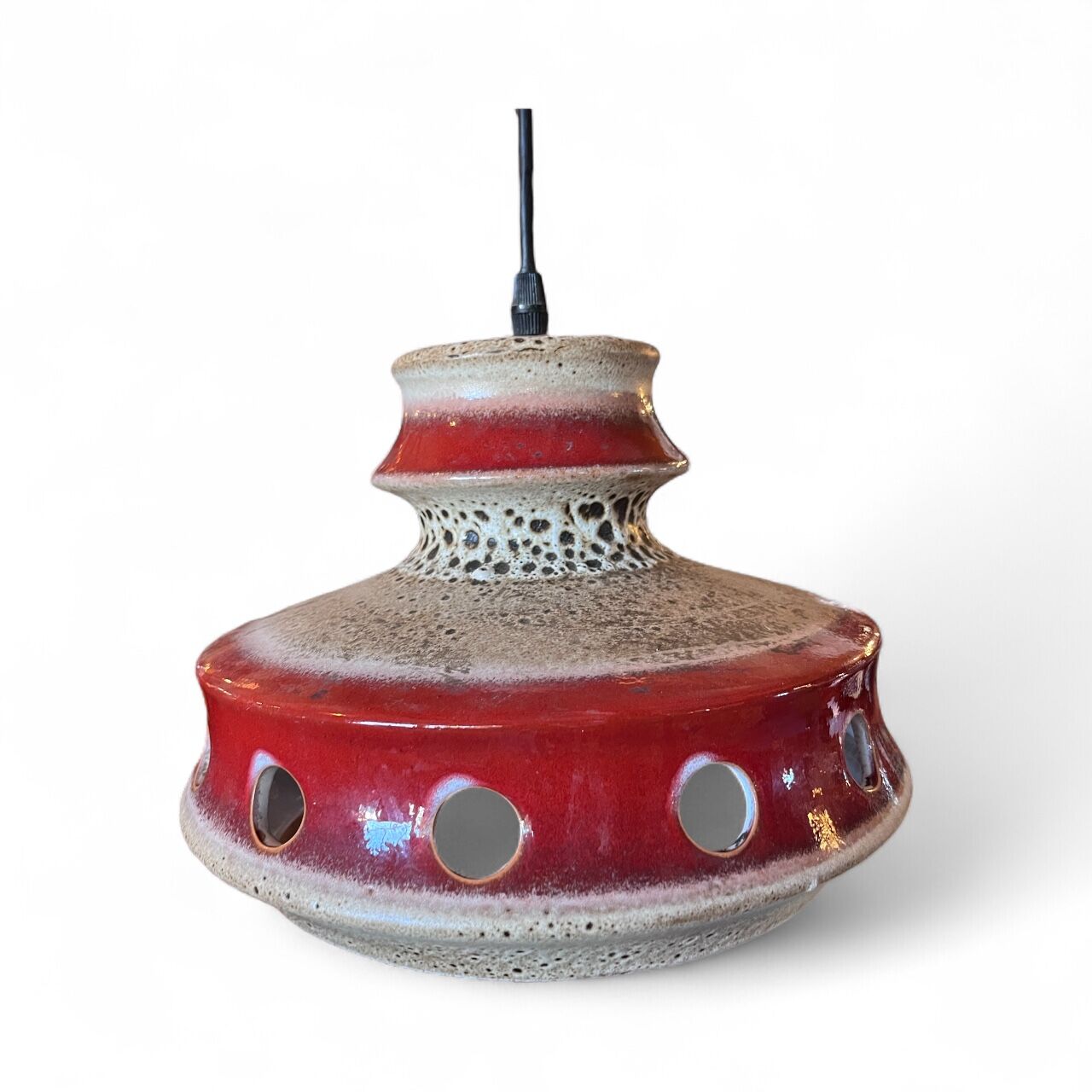 Suspension en céramique