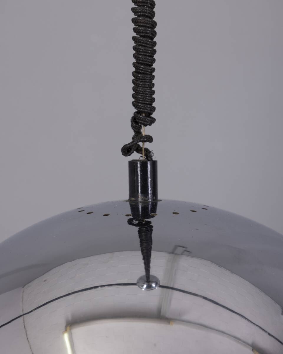 VINTAGE 1970S CHANDELIER IN CHROME-PLATED METAL AND GLASS, ITALIAN DESIGN