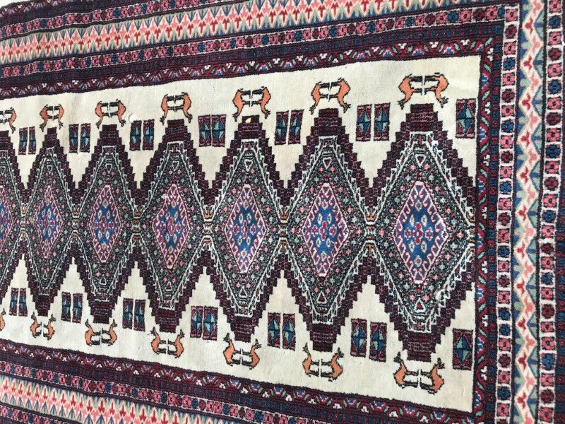Carpet vintage pakistan done hand 126 X 188 CM