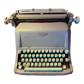 Machine à écrire Hermès 8 standard