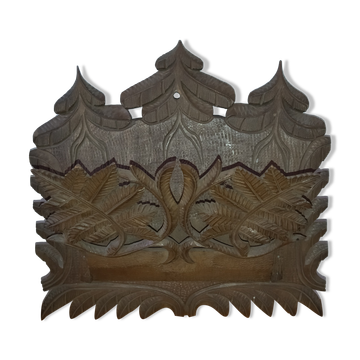 Range courrier bois sculpté forêt noire