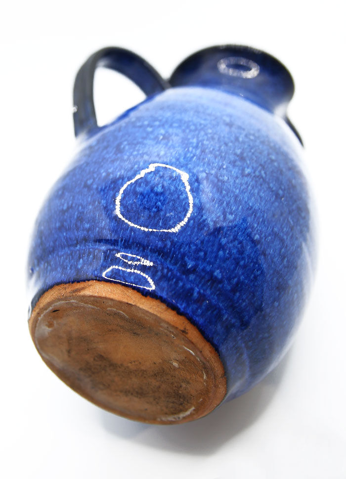 'seaside' pitcher with blue ice cream overseas