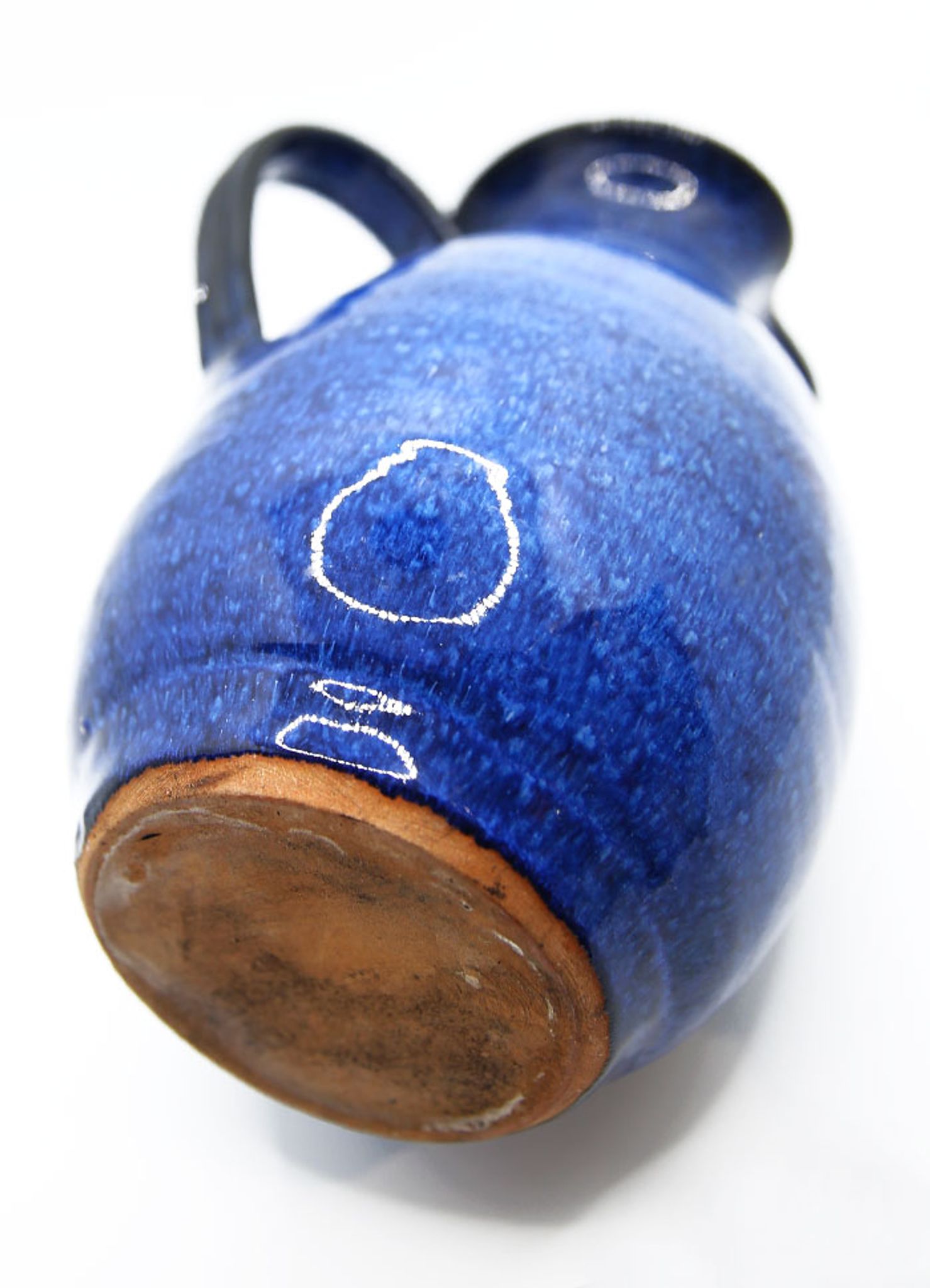 'seaside' pitcher with blue ice cream overseas