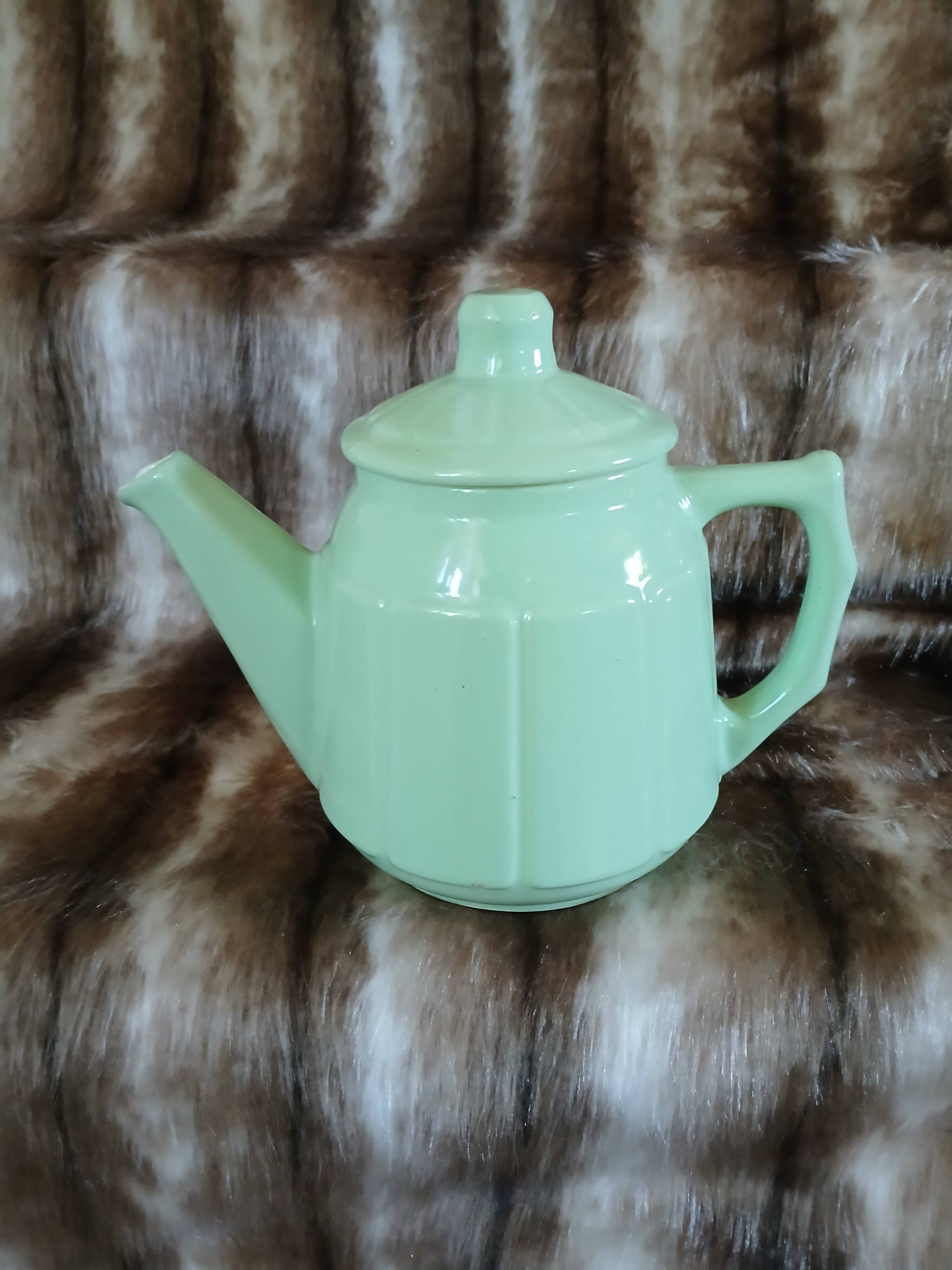 Vintage coffee pot/teapot