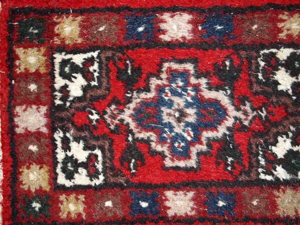 Vintage persian hamadan handmade carpet 1.3' x 1.9' (40cm x 59cm) 1970s, 1c762