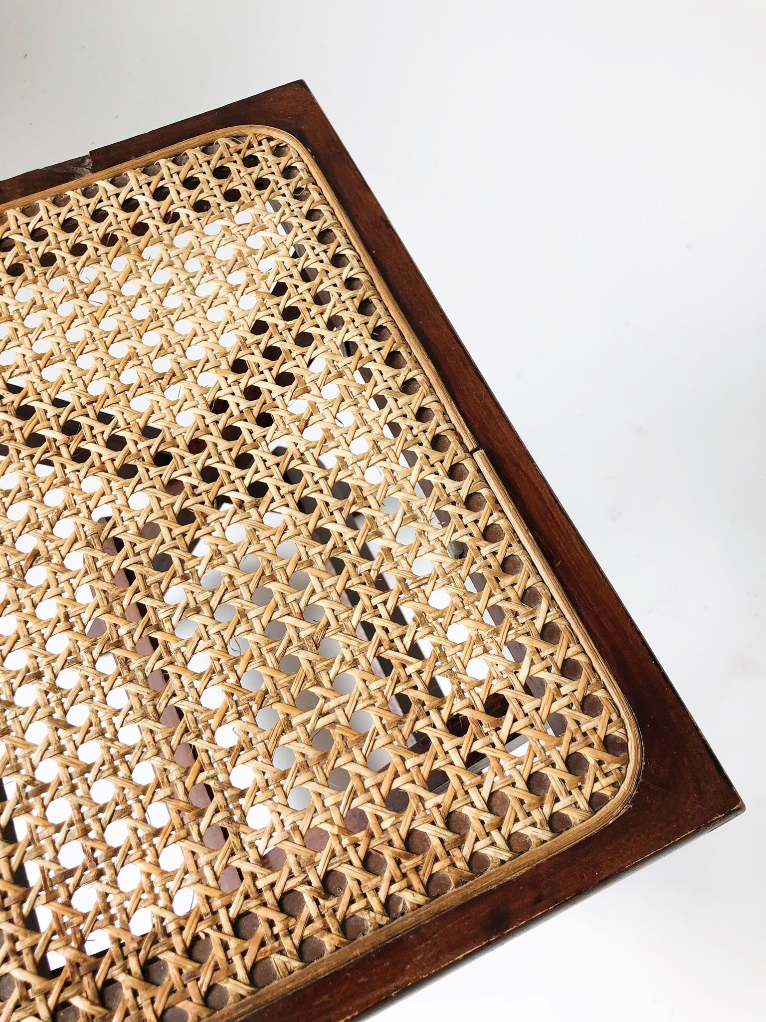 Foldable canage canage stool