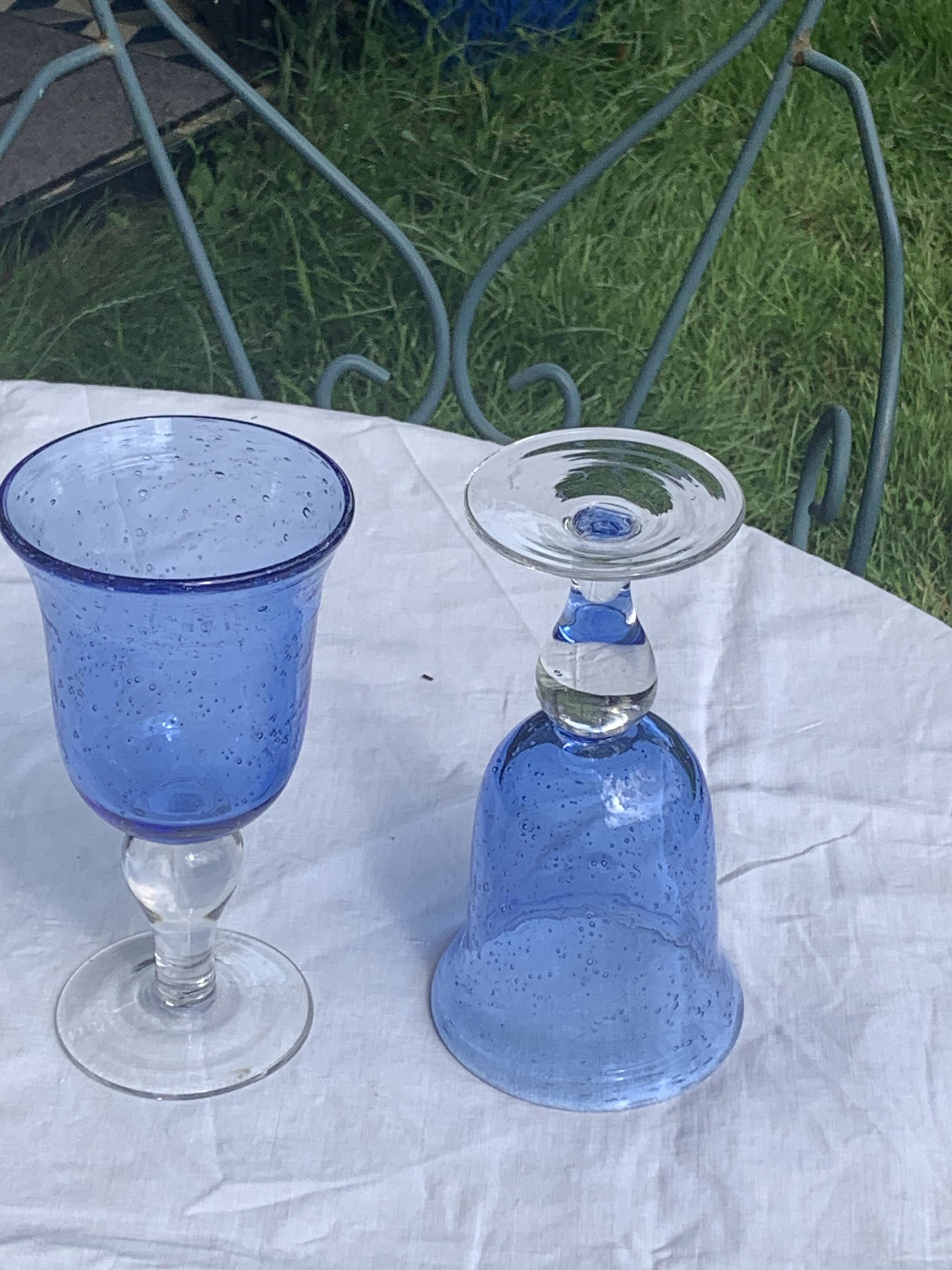 Two large wine glasses in blown and bubbled glass, duo line, vintage