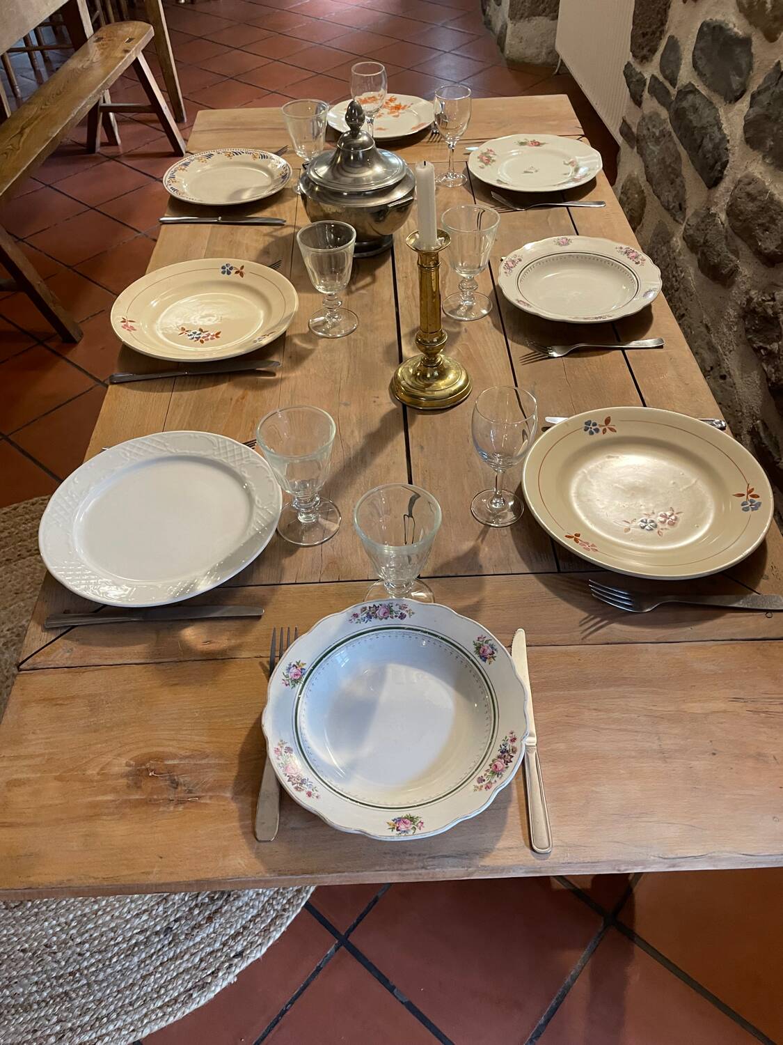 Farm table