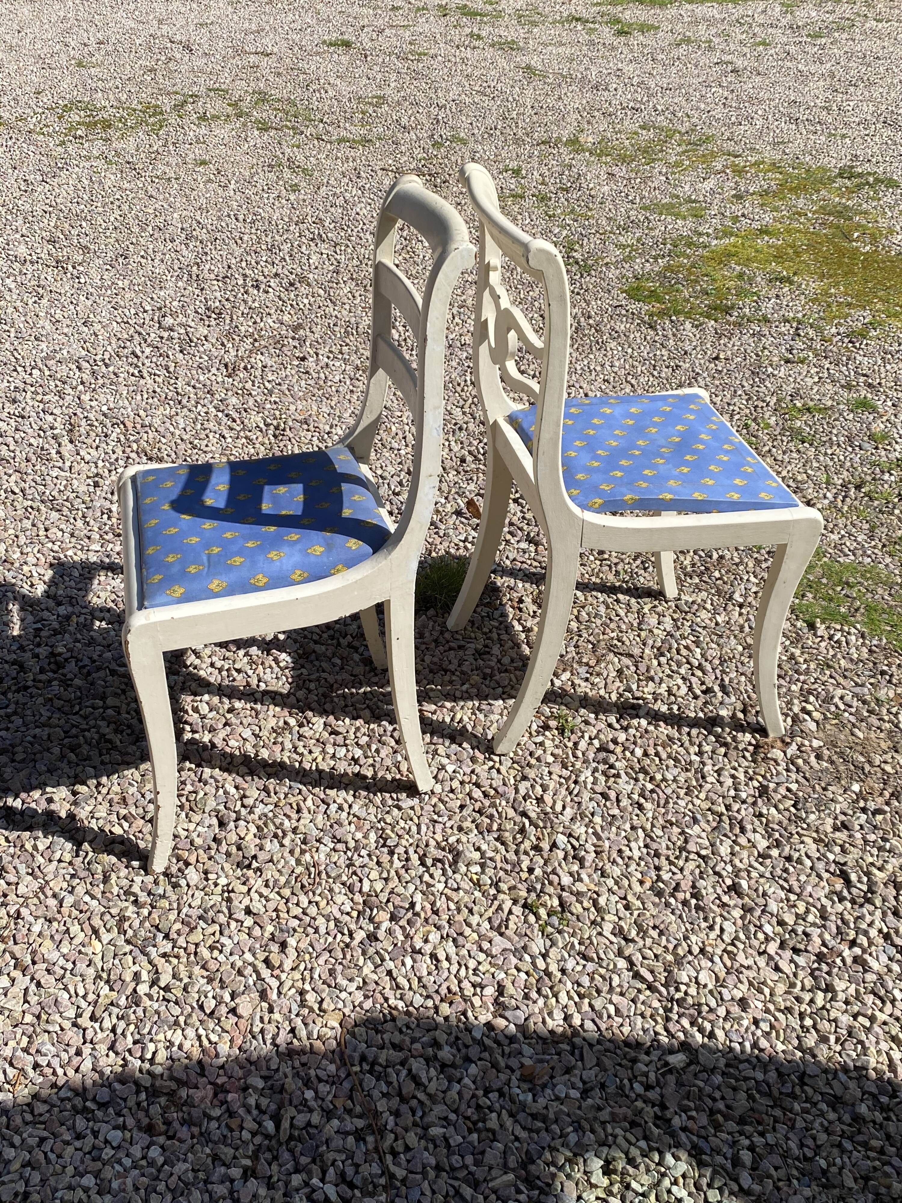 Chairs restoration-style