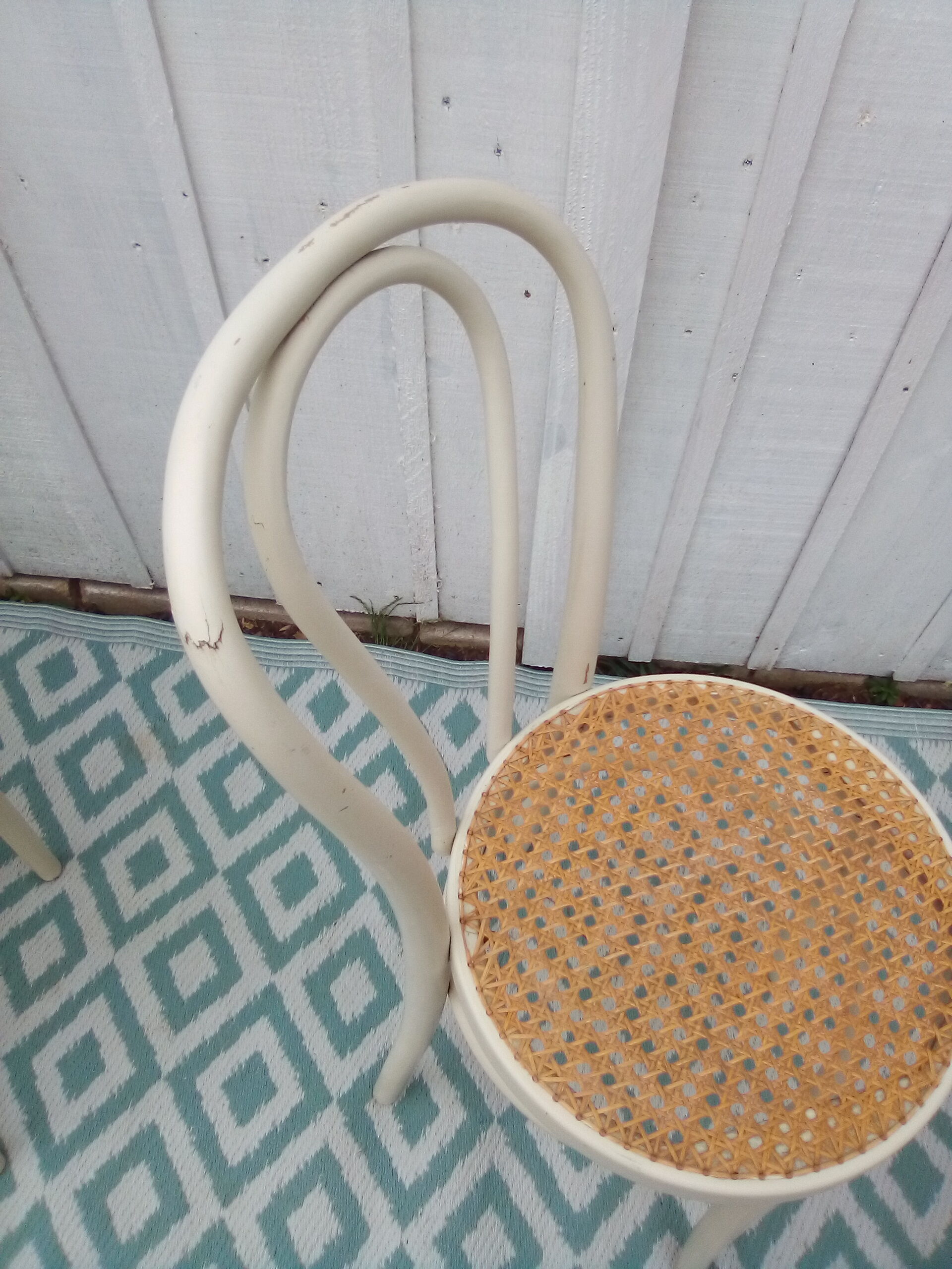 Lot of 4 bistro chairs in caned wood