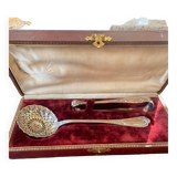Sprinkling spoon and sugar tongs set