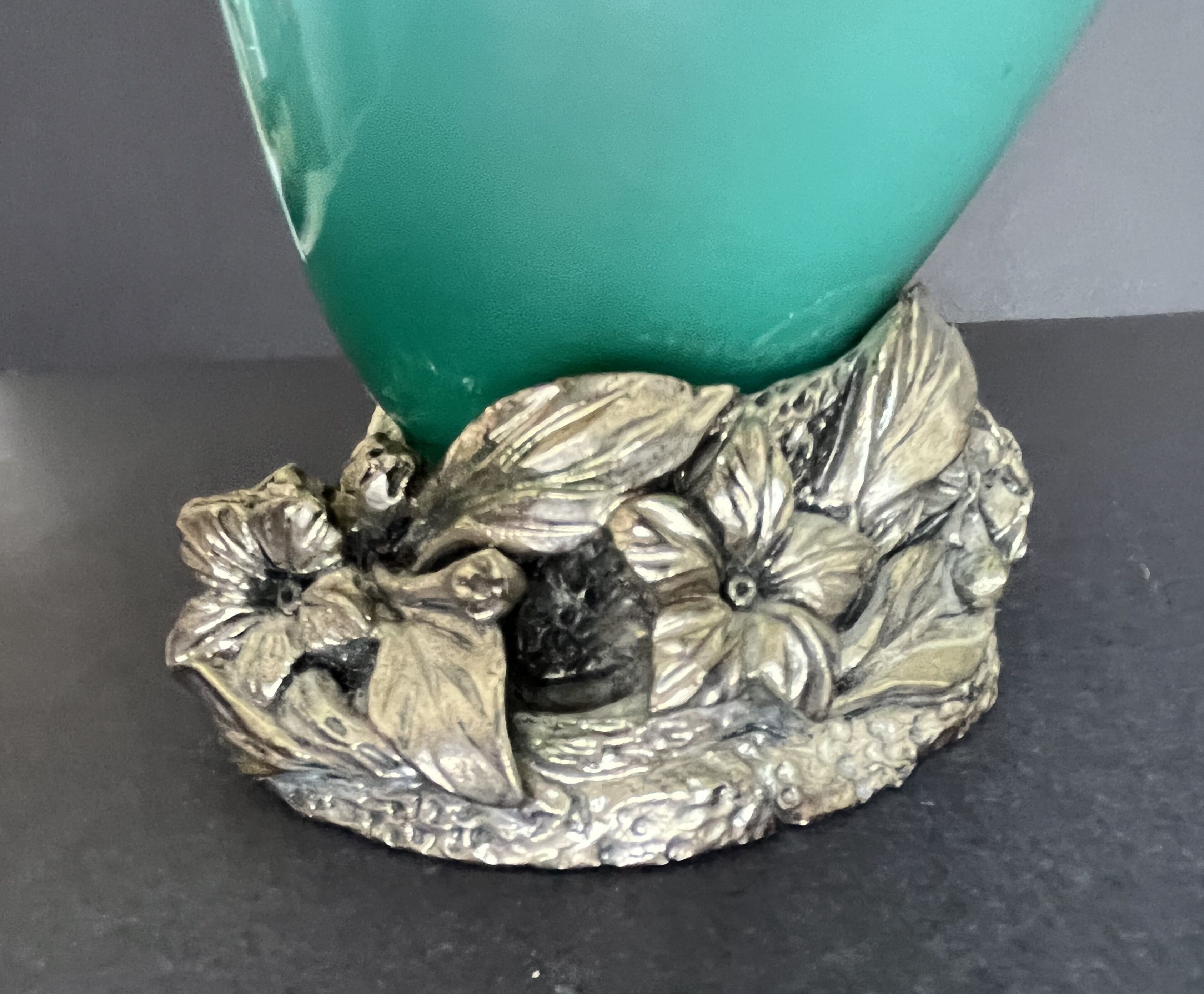 Art nouveau vase in opaline and tin
